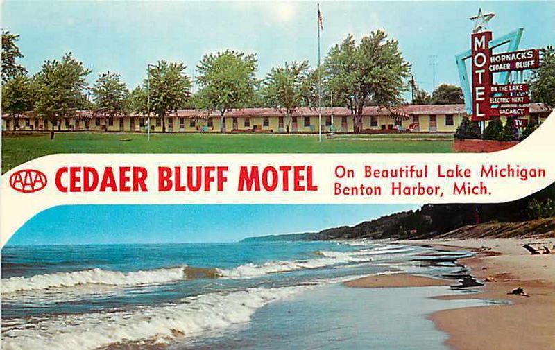 Cedaer Bluff Motel - Vintage Postcard (newer photo)
